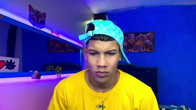 Damian latinxxx online show from January 27, 7:14 am