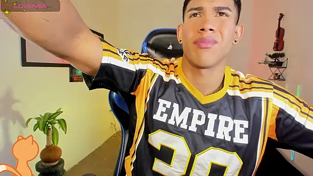 Damian latinxxx online show from March 2, 3:20 am