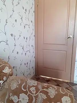 IsabellaBoni online show from March 7, 7:27 am