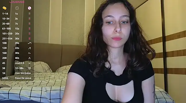 Snapshot of Agatha_Sade chatting on February 18, 3:54 pm Agatha Sade online show from February 18, 3:54 pm