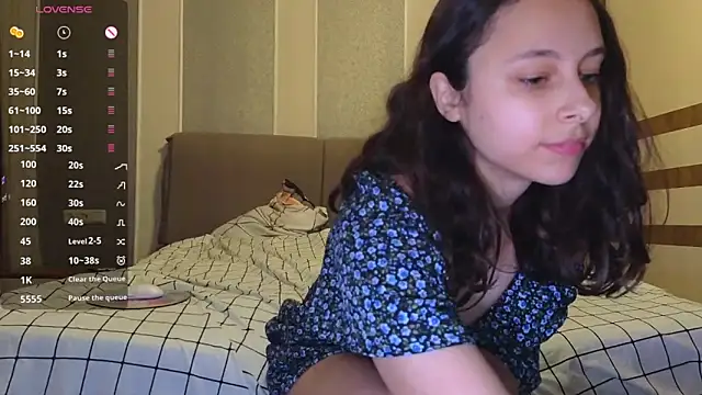 Snapshot of Agatha_Sade chatting on March 3, 6:12 pm Agatha Sade online show from March 3, 6:12 pm