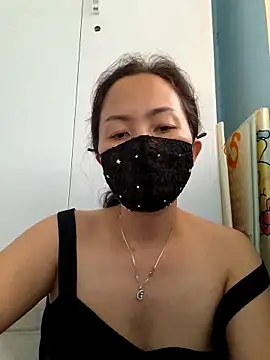 Snapshot of Baby-sexytits18 chatting on March 8, 4:01 am Baby-sexytits18 online show from March 8, 4:01 am