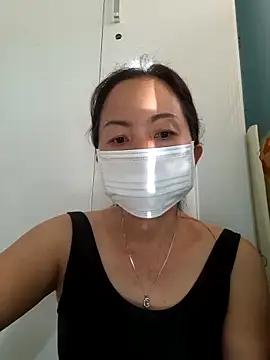 Snapshot of Baby-sexytits18 chatting on March 13, 9:10 am Baby-sexytits18 online show from March 13, 9:10 am