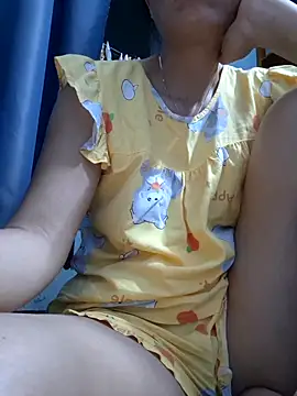 Snapshot of Baby-sexytits18 chatting on October 7, 11:29 am Baby-sexytits18 online show from October 7, 11:29 am