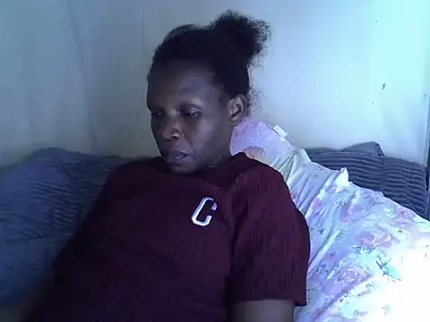 Snapshot of Sweet_serah chatting on November 18, 6:01 pm Sweet serah online show from November 18, 6:01 pm