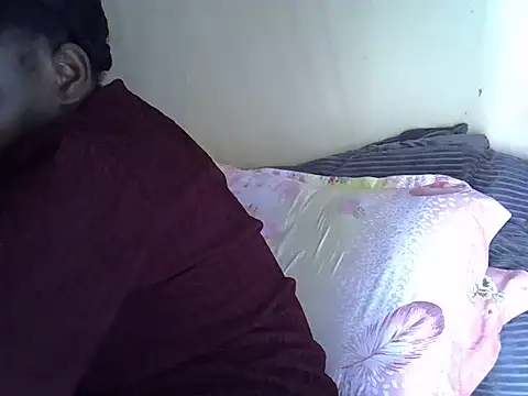 Snapshot of Sweet_serah chatting on November 20, 6:13 am Sweet serah online show from November 20, 6:13 am