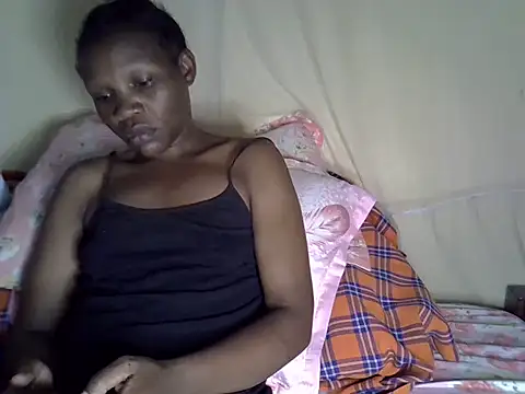 Snapshot of Sweet_serah chatting on February 13, 3:46 am Sweet serah online show from February 13, 3:46 am