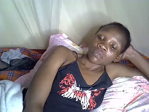 Snapshot of Sweet_serah chatting on February 15, 7:51 am Sweet serah online show from February 15, 7:51 am