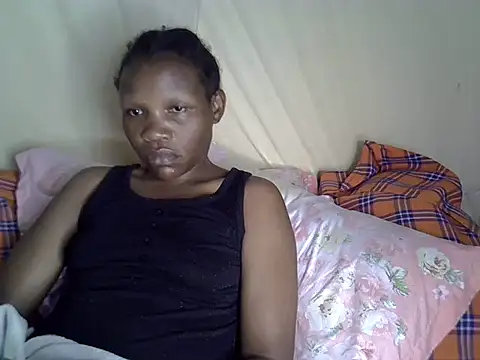 Snapshot of Sweet_serah chatting on February 17, 4:20 am Sweet serah online show from February 17, 4:20 am