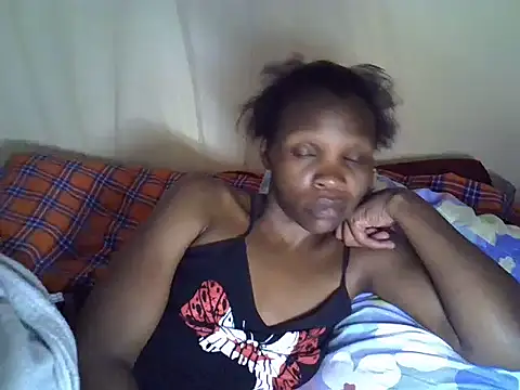 Snapshot of Sweet_serah chatting on February 25, 6:17 pm Sweet serah online show from February 25, 6:17 pm