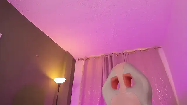 Zara dulce online show from February 3, 12:10 pm