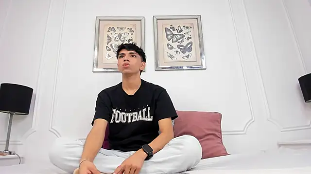 Snapshot of Santy_carrington chatting on December 29, 1:49 pm Santy carrington online show from December 29, 1:49 pm