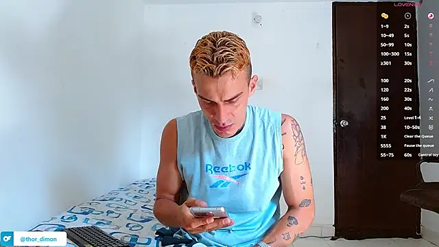 bray hotboy777 online show from March 28, 4:06 pm