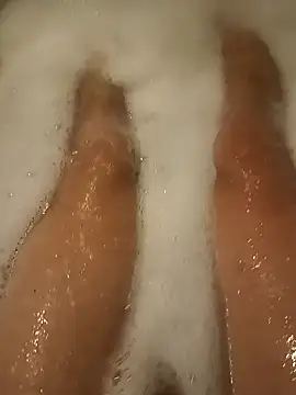 Snapshot of franko1987 chatting on January 11, 4:25 pm franko1987 online show from January 11, 4:25 pm