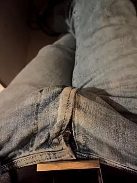 Snapshot of franko1987 chatting on September 26, 10:08 am franko1987 online show from September 26, 10:08 am