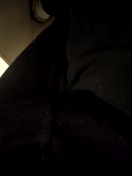 Snapshot of franko1987 chatting on February 12, 6:30 am franko1987 online show from February 12, 6:30 am