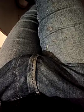 Snapshot of franko1987 chatting on February 26, 5:06 am franko1987 online show from February 26, 5:06 am