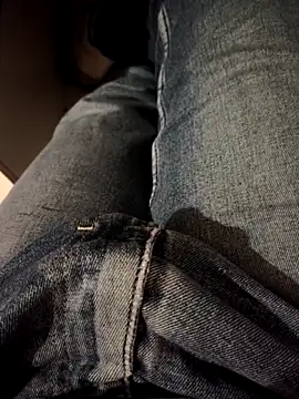 Snapshot of franko1987 chatting on March 2, 5:52 am franko1987 online show from March 2, 5:52 am