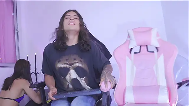 gabriel  manson online show from December 18, 3:04 am