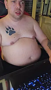 PupW0lfy online show from February 13, 6:48 pm