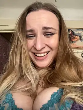 OlgaBuzzz online show from December 17, 6:35 am