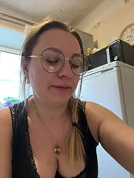 OlgaBuzzz online show from March 20, 12:00 pm