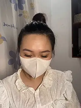 Odette68 online show from December 9, 7:39 am