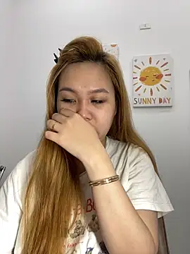 Odette68 online show from March 10, 11:43 pm