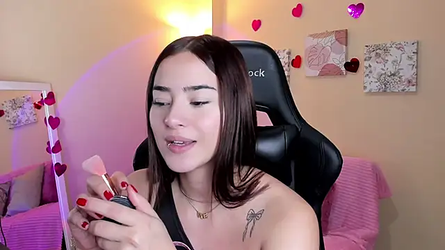 Veronica isaza   online show from March 20, 1:26 pm