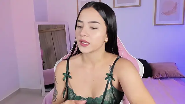 Veronica isaza   online show from November 20, 12:38 pm