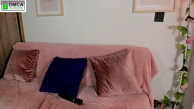 Snapshot of Veronica_isaza__ chatting on June 17, 12:29 pm Veronica isaza online show from June 17, 12:29 pm