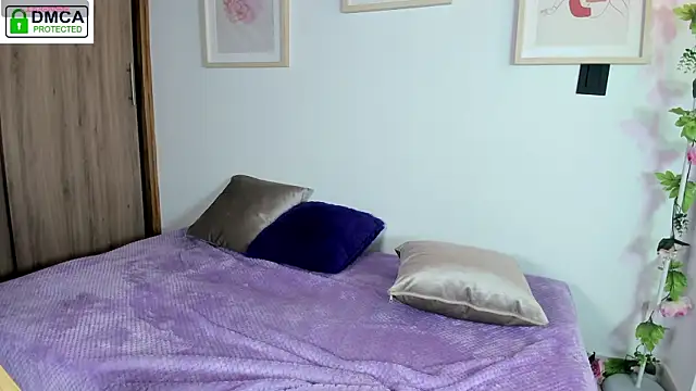 Snapshot of Veronica_isaza__ chatting on July 17, 1:51 pm Veronica isaza online show from July 17, 1:51 pm