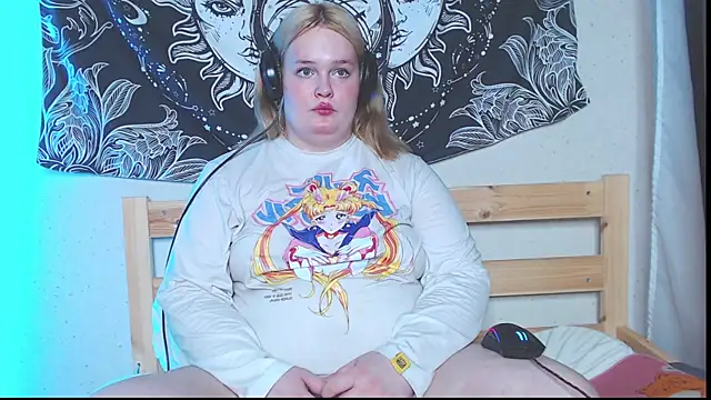 Snapshot of rozzhaos8 chatting on September 21, 6:20 pm rozzhaos8 online show from September 21, 6:20 pm