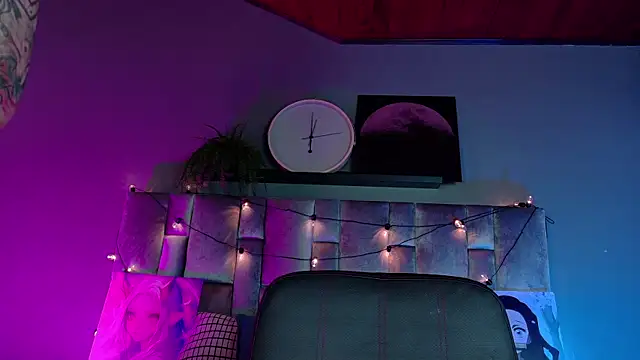 AmbarHills 1 online show from January 12, 11:37 am