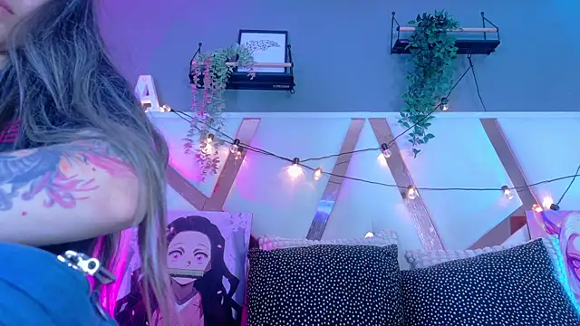 AmbarHills 1 online show from March 20, 11:37 am