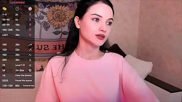 AdelinaRoss online show from October 16, 9:05 pm