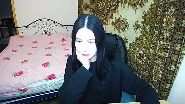 Olivia Graceee online show from July 12, 11:45 am