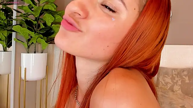 AylinMillerxs online show from February 26, 12:05 am