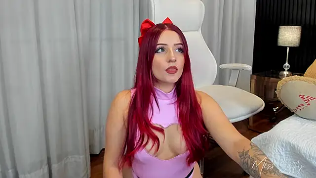 Snapshot of misspaulinaa chatting on March 7, 11:16 pm misspaulinaa online show from March 7, 11:16 pm