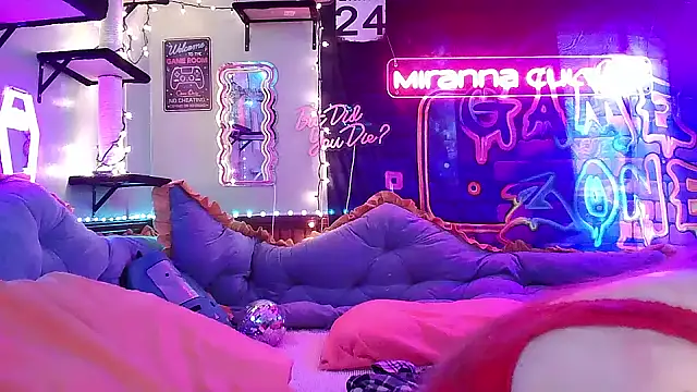 Snapshot of mirannacult chatting on January 16, 9:08 pm mirannacult online show from January 16, 9:08 pm