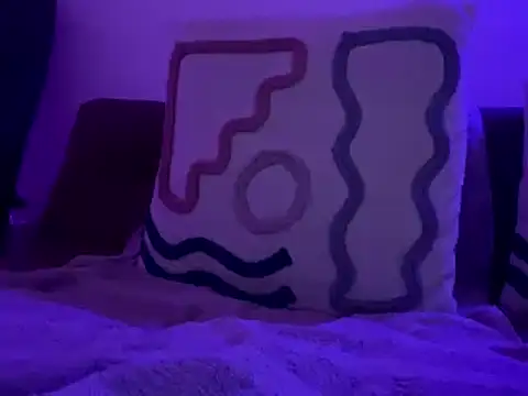 Snapshot of Alpha_theking chatting on February 12, 9:43 pm Alpha theking online show from February 12, 9:43 pm