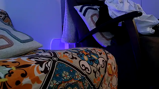 Snapshot of Alpha_theking chatting on March 19, 7:06 pm Alpha theking online show from March 19, 7:06 pm