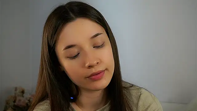 LowOncoming online show from March 8, 4:23 am