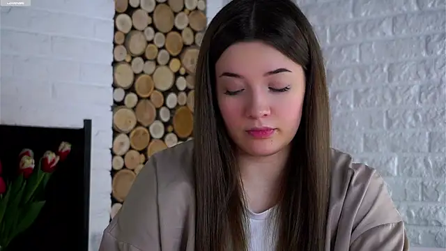 LowOncoming online show from March 7, 2:08 am