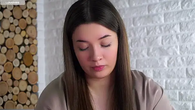 LowOncoming online show from March 11, 1:55 am