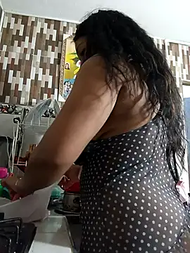 Michelle Brito1 online show from March 14, 1:37 am