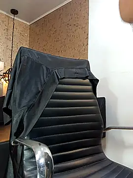 Michelle Brito1 online show from March 21, 1:12 pm