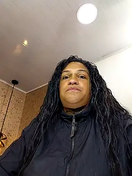 Michelle Brito1 online show from November 18, 6:01 pm