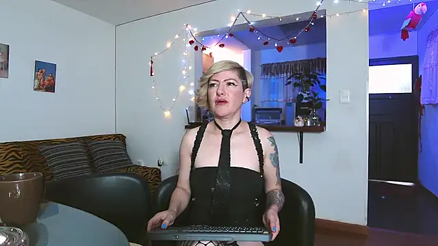 Maria fernandaxxx  online show from March 19, 2:35 pm