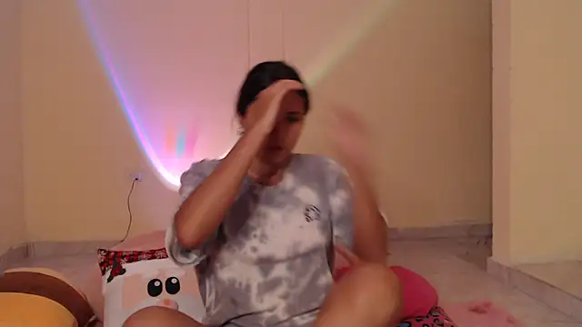  maiahairy  online show from December 10, 10:47 pm